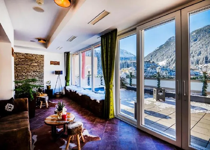 Exclusive Panorama Schiller